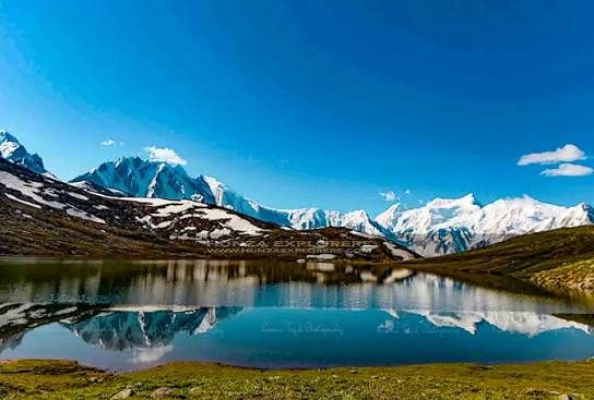 Rush Lake & Hopper Glacier, Nagar